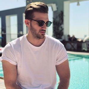 Meet your Posher, Brian